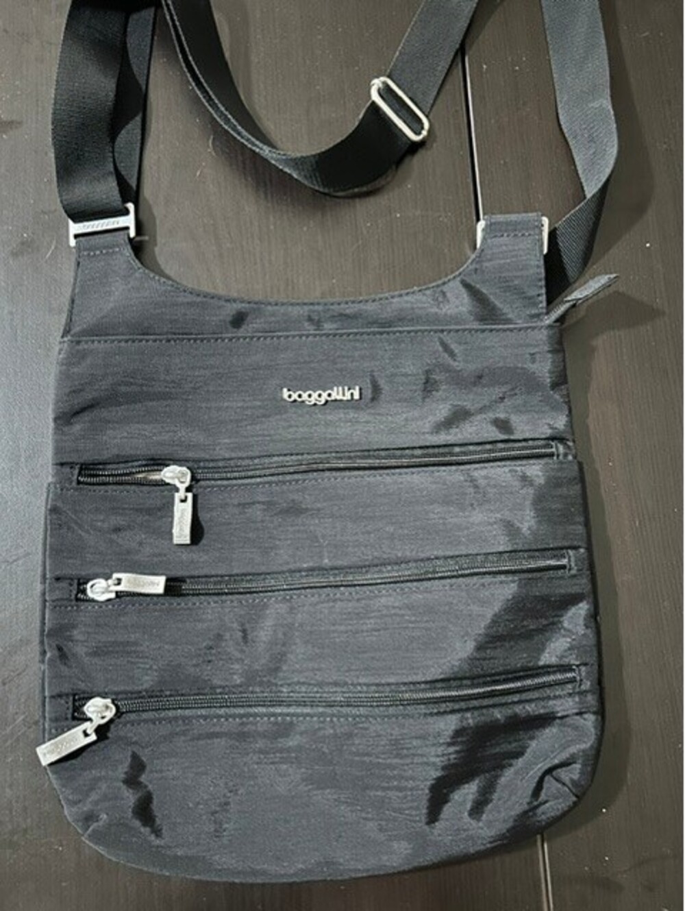 Baggallini Black Crossbody Shoulder Bag with Multiple Zippered Compartments